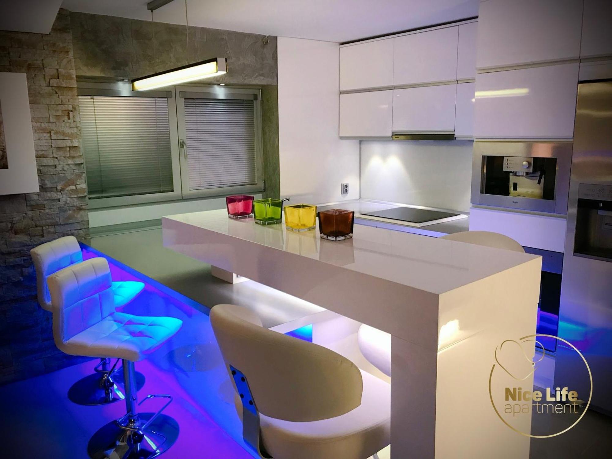 Nice Life - Luxury Apartment In The Old Town. Bratislava Eksteriør billede