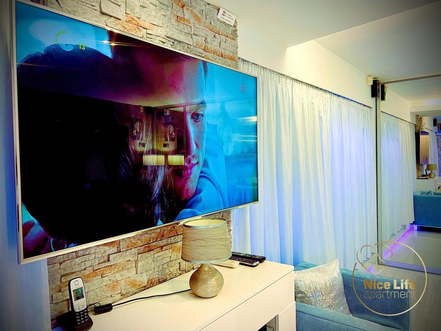 Nice Life - Luxury Apartment In The Old Town. Bratislava Eksteriør billede