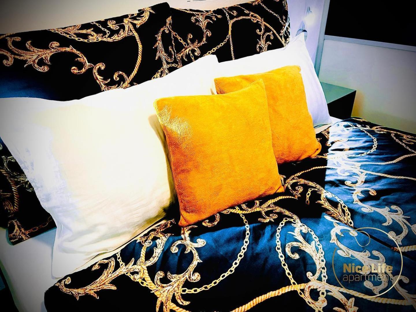 Nice Life - Luxury Apartment In The Old Town. Bratislava Eksteriør billede